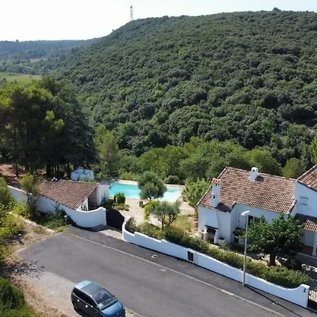 Du Devois Villa