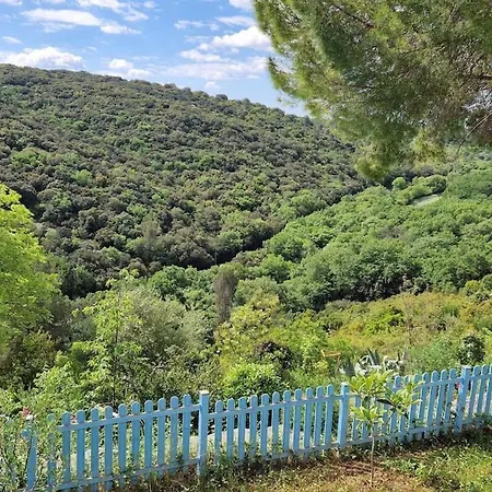 Du Devois Villa