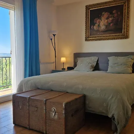 Du Devois Villa *